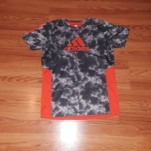 Adidas t-shirt